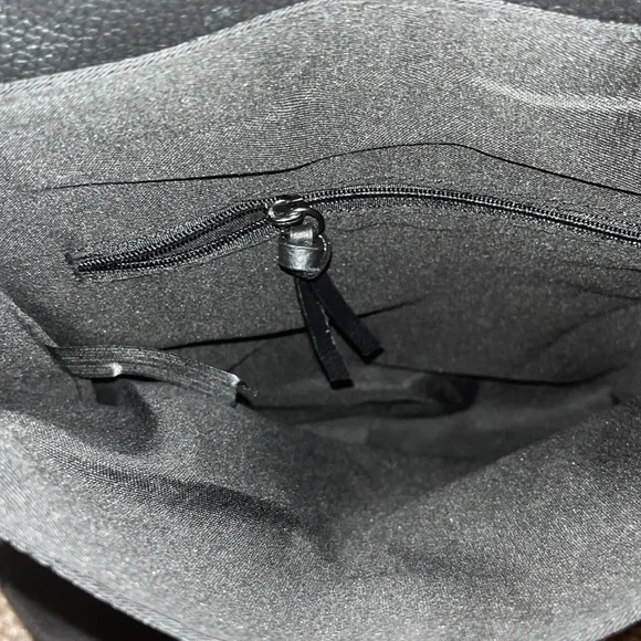 Botkier Black Women's Backpack - Picture 4 of 4